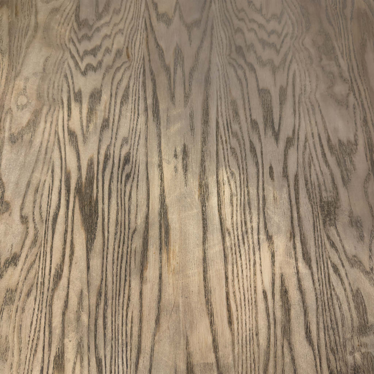 Close-up of the smoked oak grain on the Falun dining table top