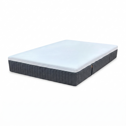 Full view of the Emma ‘Original’ double mattress, a multi-award-winning 3-layer foam mattress featuring a white top cover and signature grey side panels.