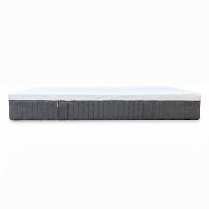 Side view of the Emma Original, showcasing the removable, machine-washable hypoallergenic cover and the premium 25cm deep foam construction.