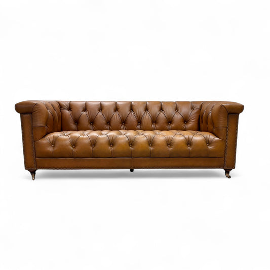 At The Helm 'Wallace' Inca X3y1-1957ls 4 Seater Leather Chesterfield Sofa with USB-C