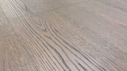 ‘Jai’ Small Solid Oak 130cm Extending Dining Table