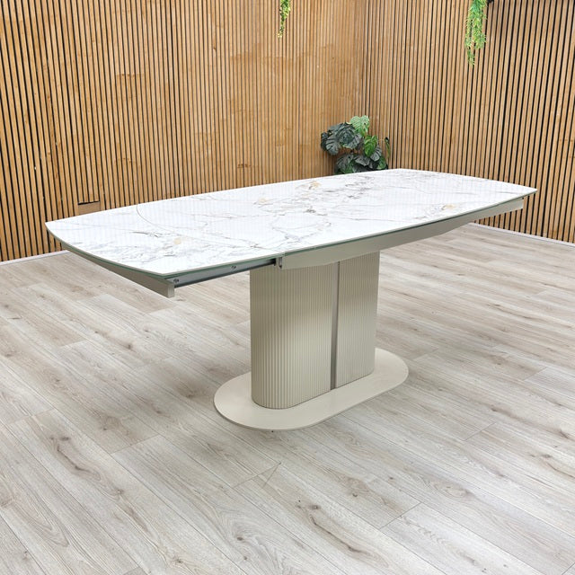 'Avorio' Marble-Effect Ceramic Top Swivel Extending Dining Table with Neutral Faux Leather Set of 4 Swivel Dining Chairs