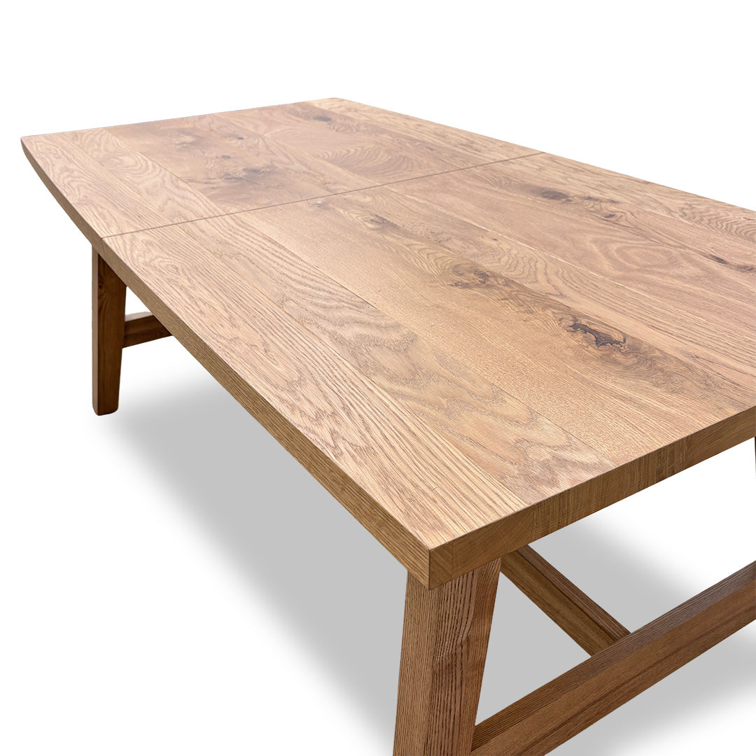 'Stratford' Solid Oak Small Extending Dining Table