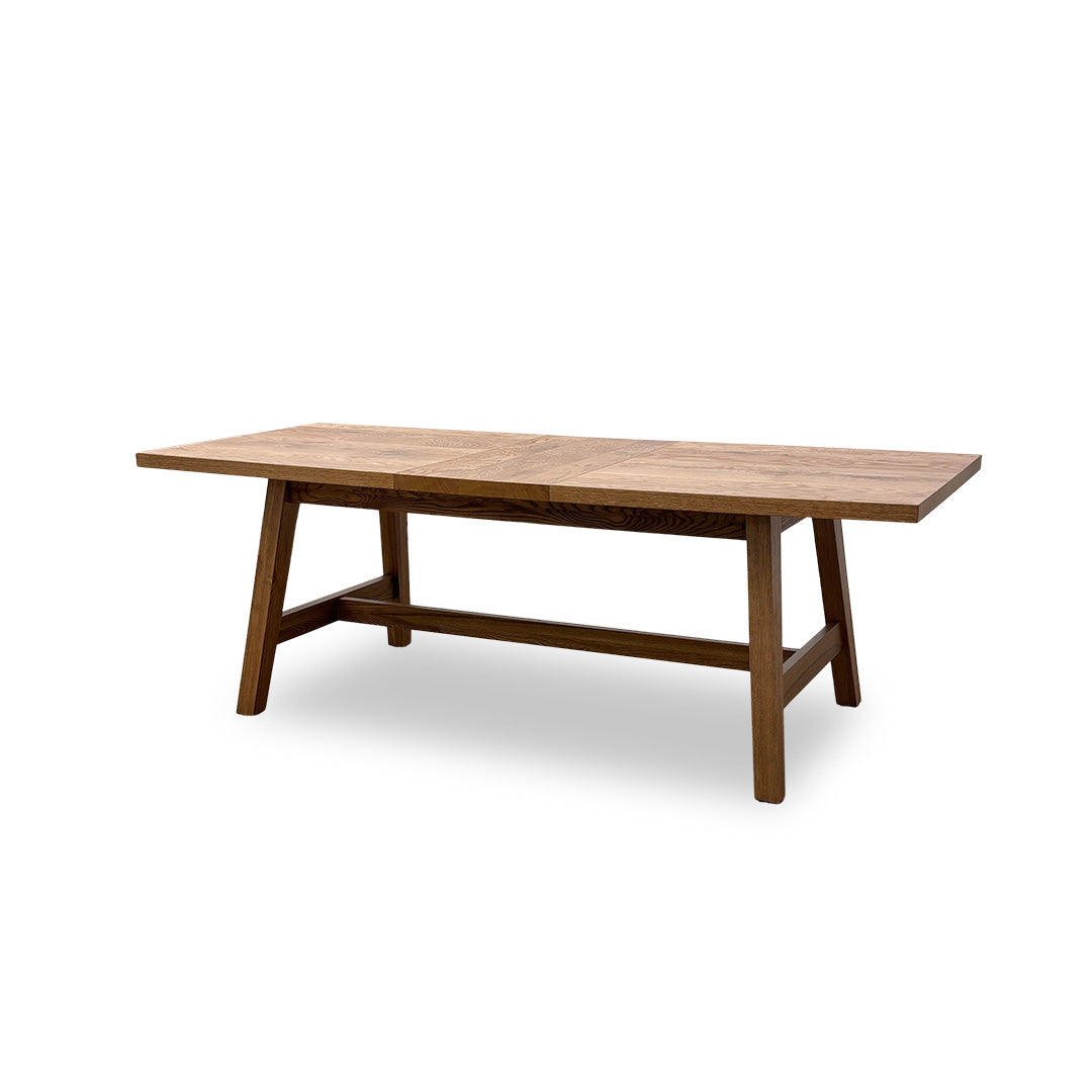 'Stratford' Solid Oak Small Extending Dining Table