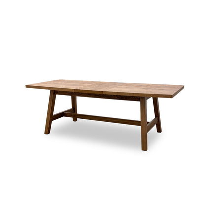 'Stratford' Solid Oak Small Extending Dining Table