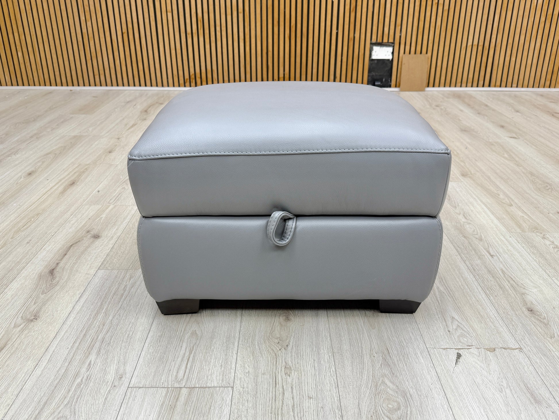 World of Leather 'Starlight Express' NC 435-E Sleet Grey Leather Storage Footstool Furniture Village
