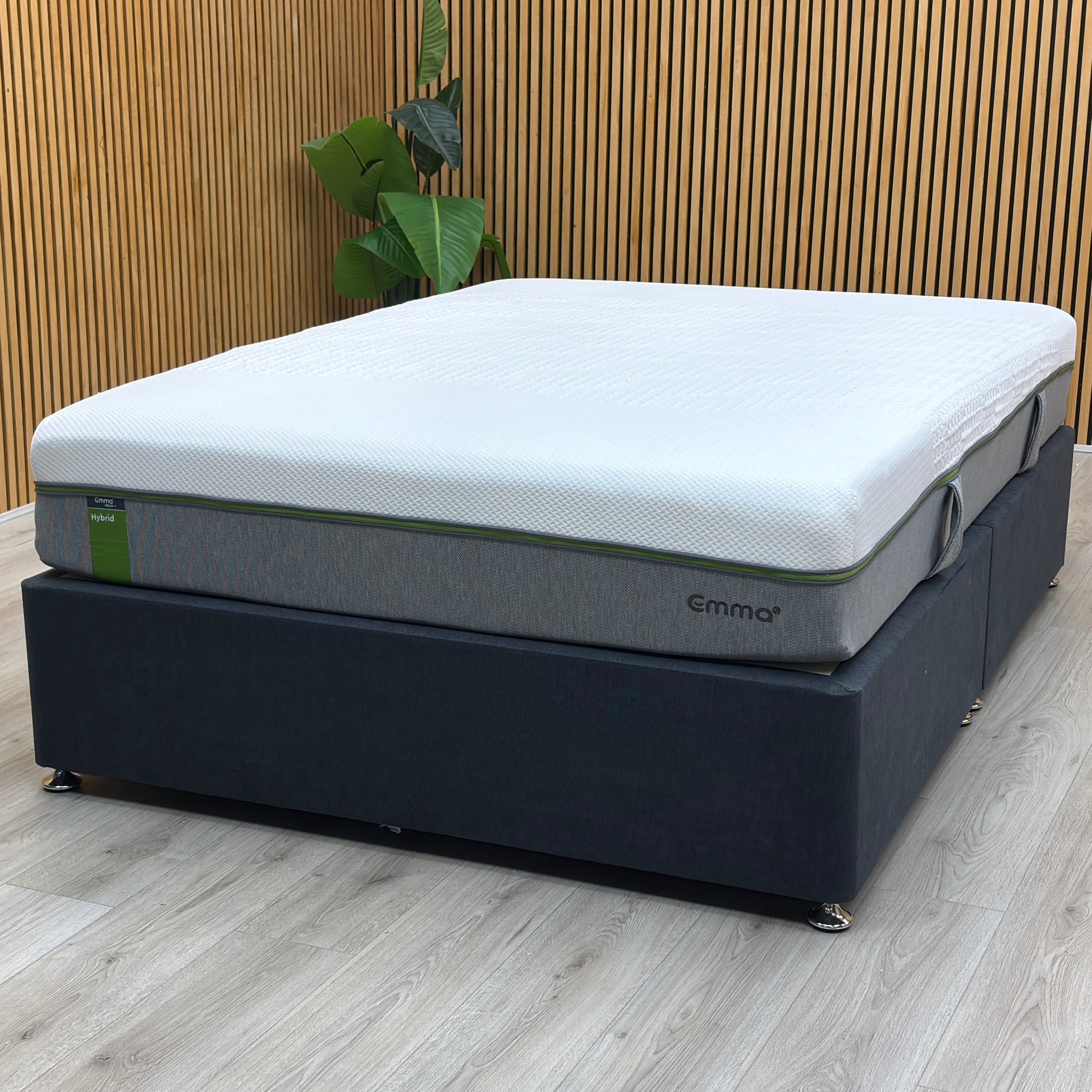 Emma Mattress Helix Hybrid Medium Firm 319 Spring Memory Foam Mattress - Double Furniture Village