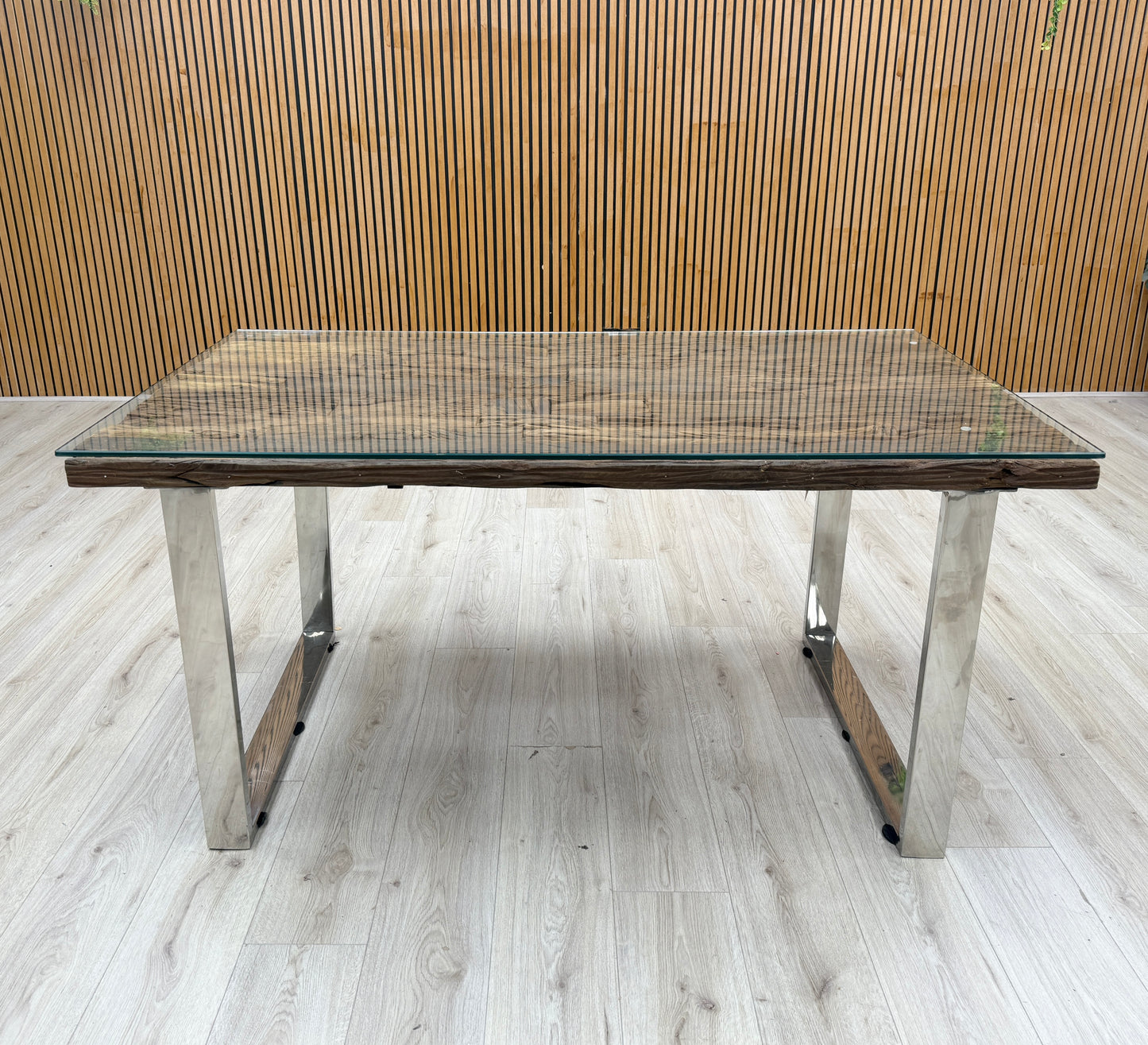 'Chennai' Reclaimed Wood Small 150cm Dining Table with U-shaped Legs – view 3