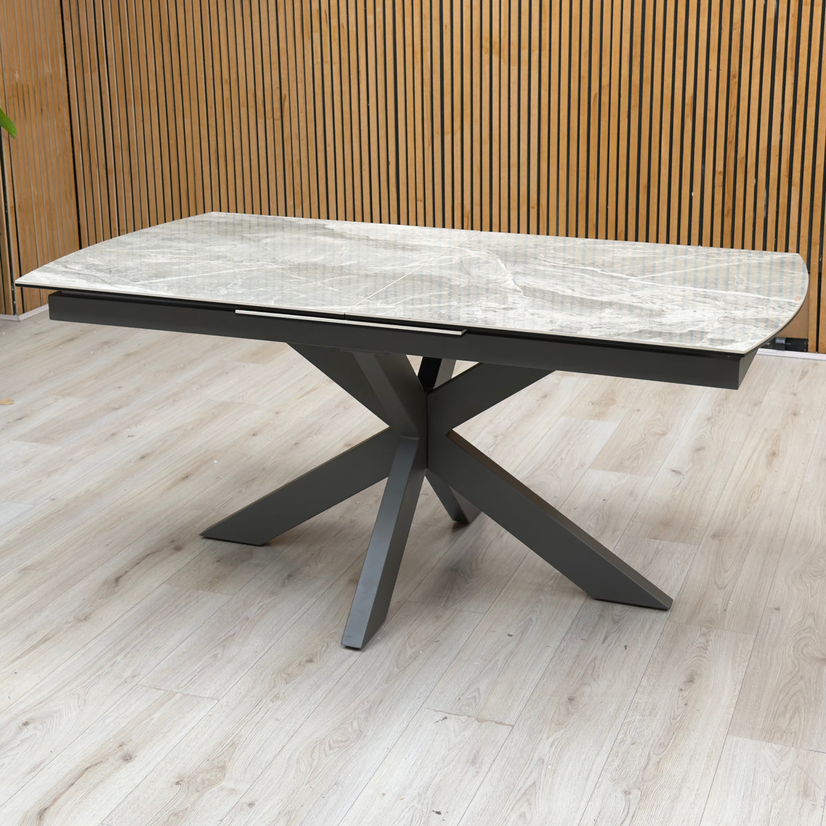 'Valerius' Marble Effect Sintered Stone Top Extending Dining Table