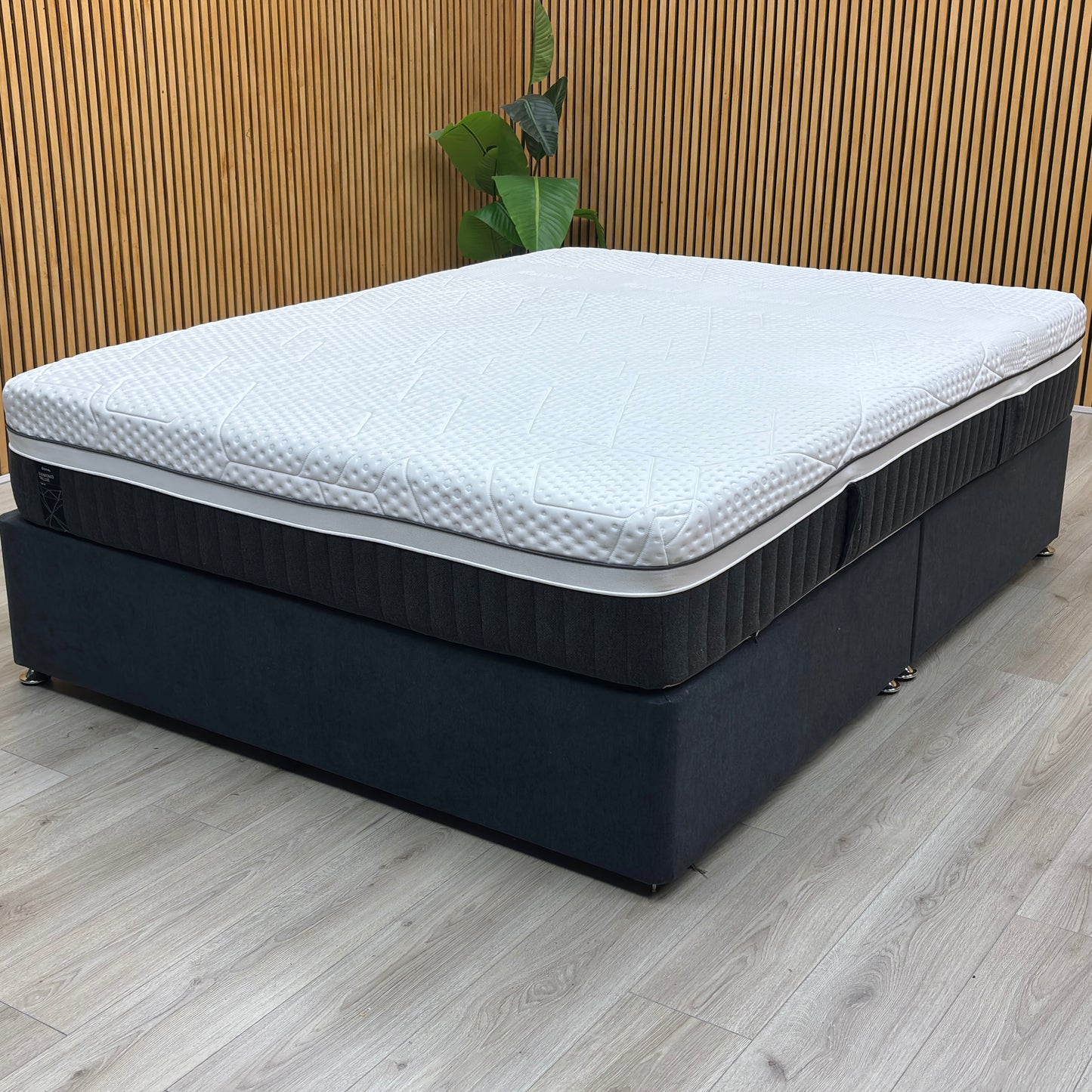 Emma Mattress Diamond Deluxe Hybrid Soft Tension Diamond Cool Foam Mattress - King Furniture Village
