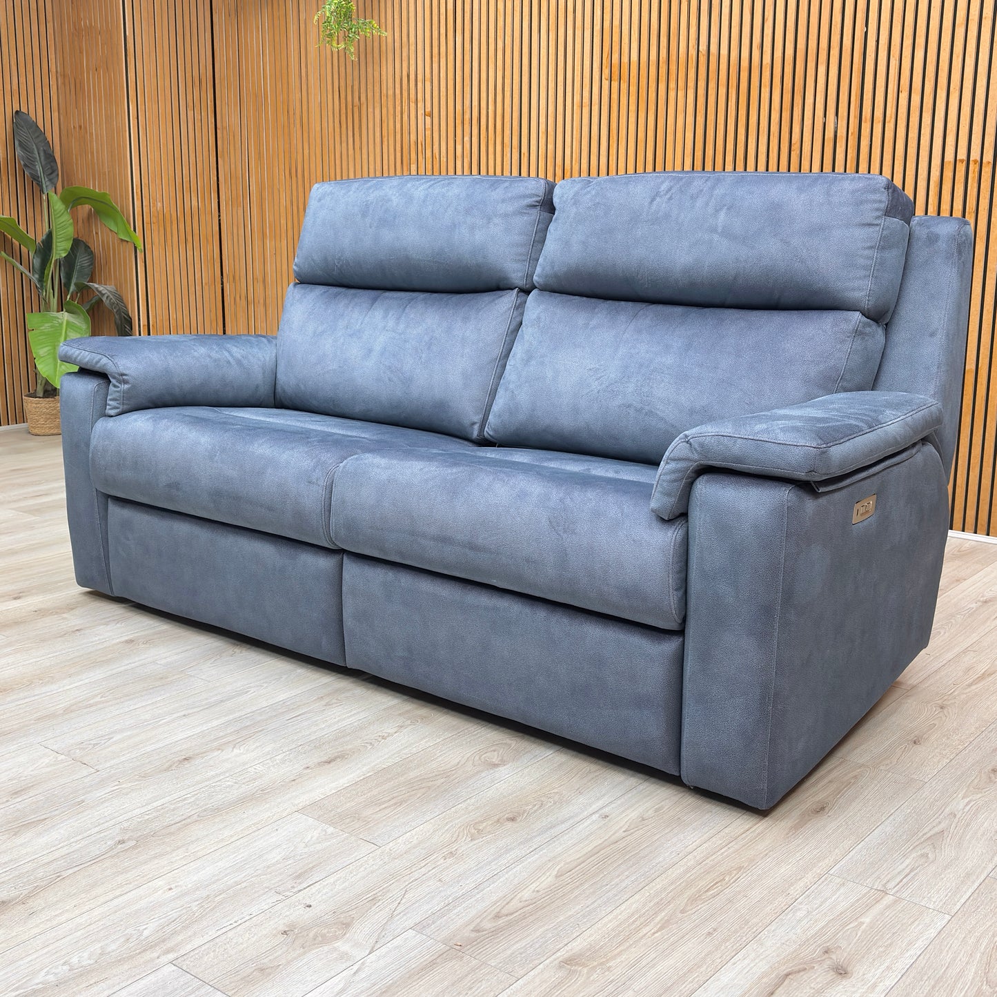 G Plan ‘Thornbury’ A125 Stingray Indigo Velvet 3 Seater Power Recliner Sofa