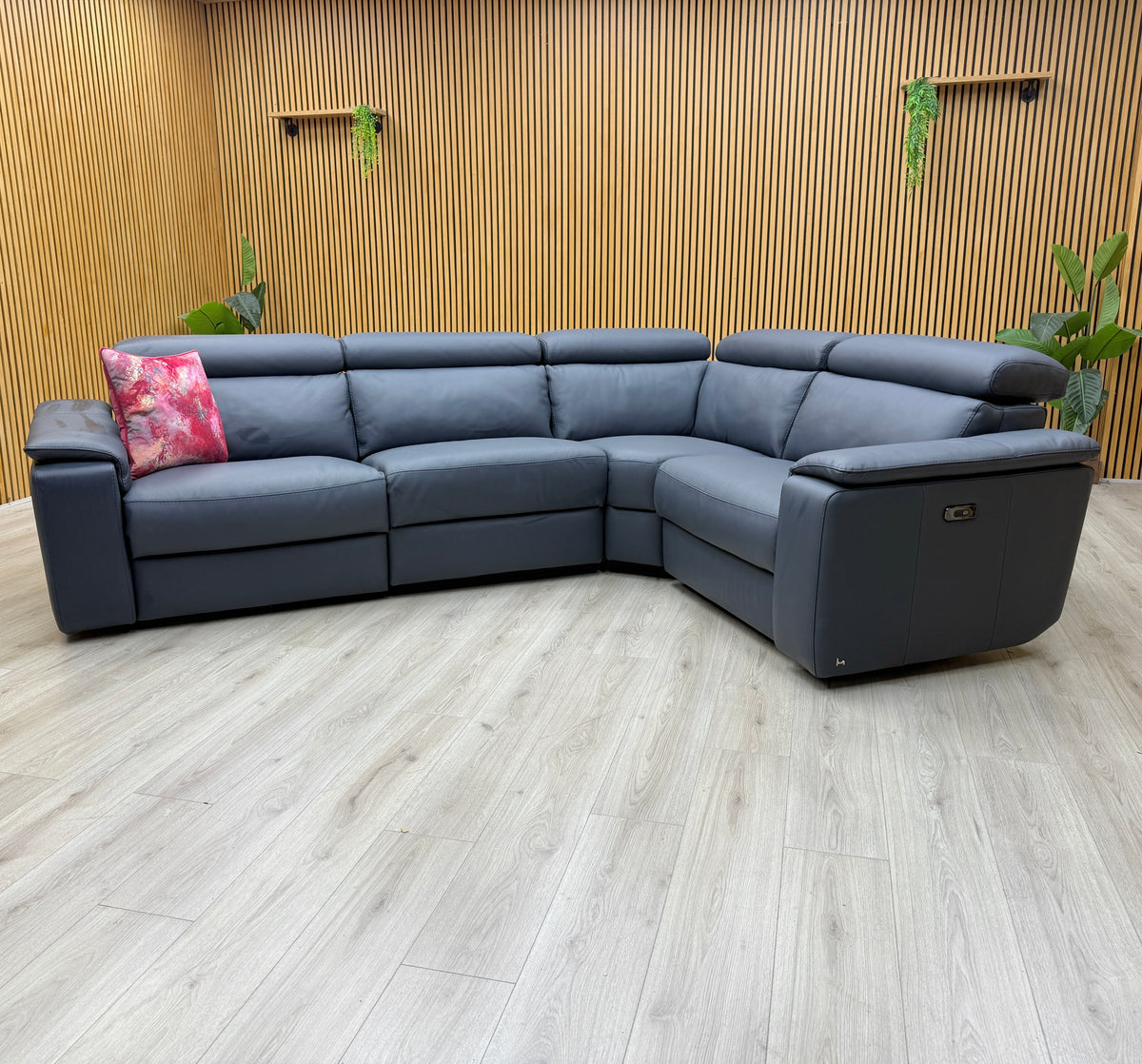 Nicoletti 'Davide' 81 Torello Blu Leather Small Power Recliner Corner Sofa