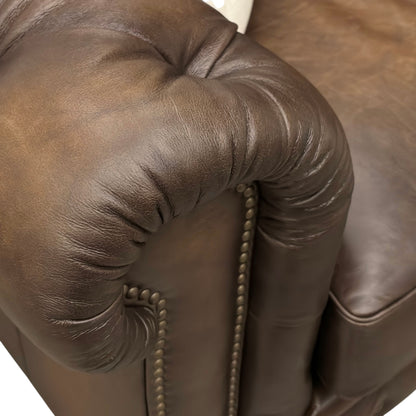 At The Helm 'Shackleton' Saddle X3y1-19811s Leather Chesterfield Chair