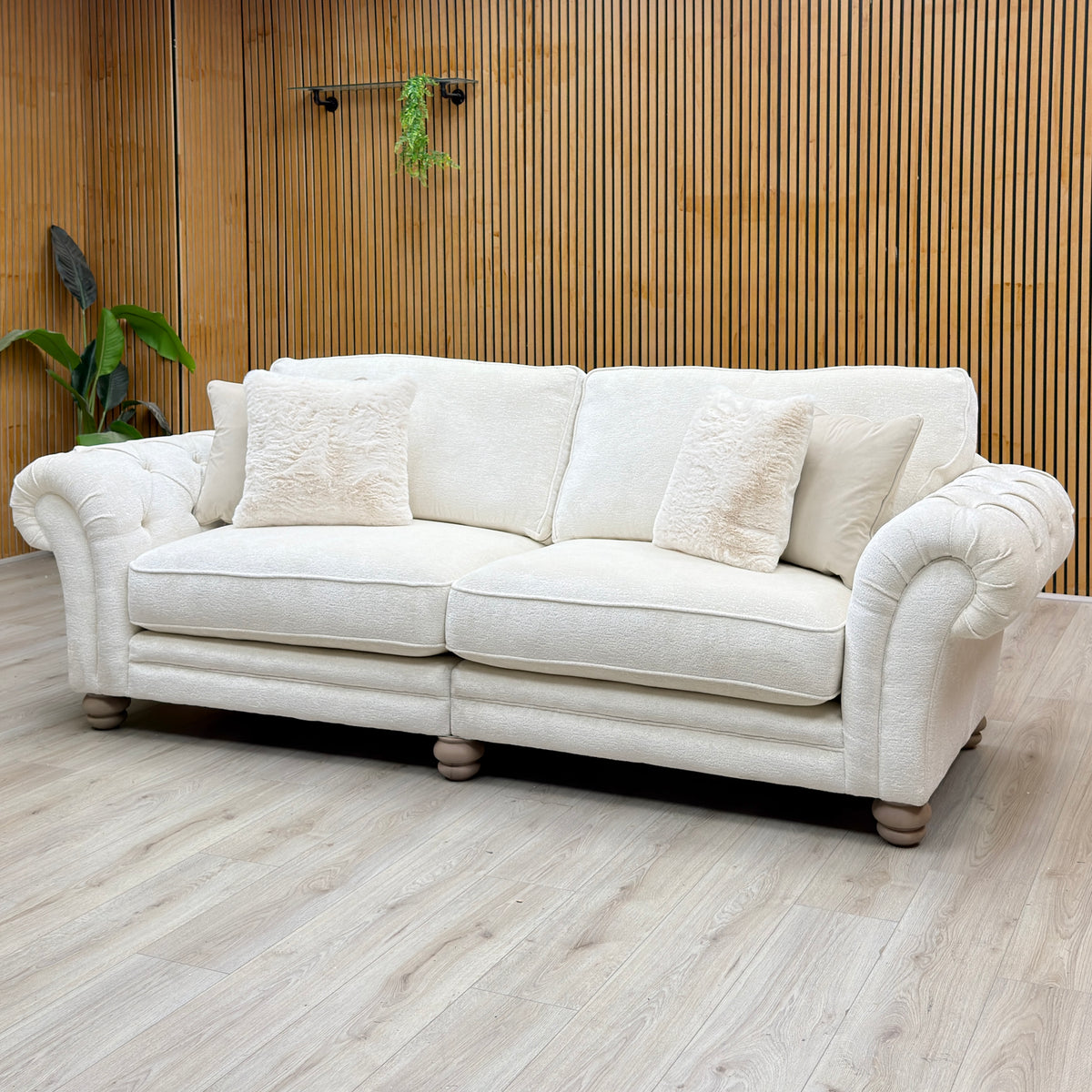 Ideal Home 'Cotswold' Burford Cream Wo Ft Fabric 4 Seater Classic Back Split Frame Sofa