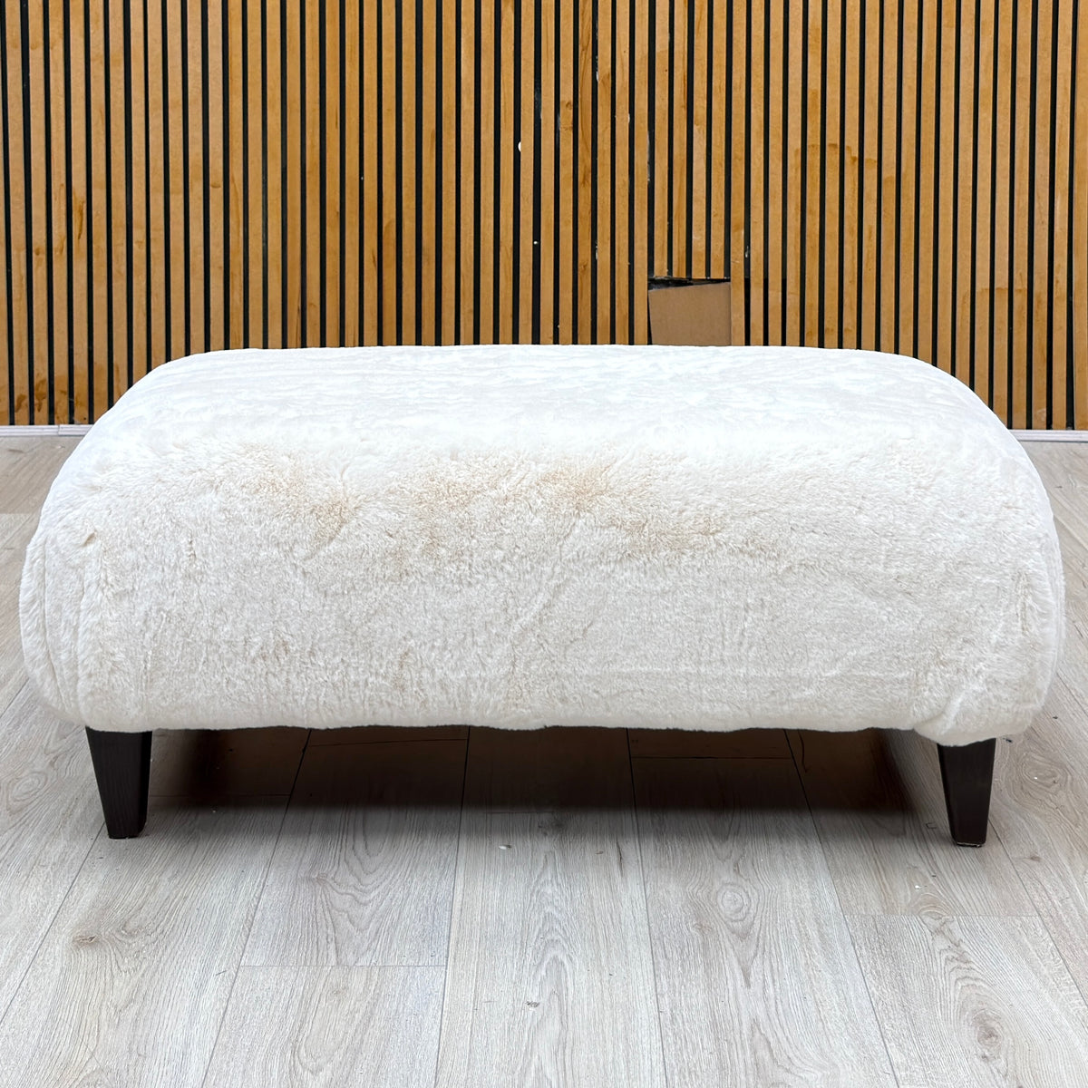 'Aura’ Bear Ivory Dw Ft Faux Fur Footstool