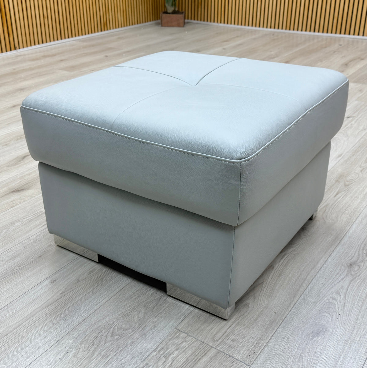 Nicoletti 'Galileo' Torello Alumino Grey Leather Storage Footstool
