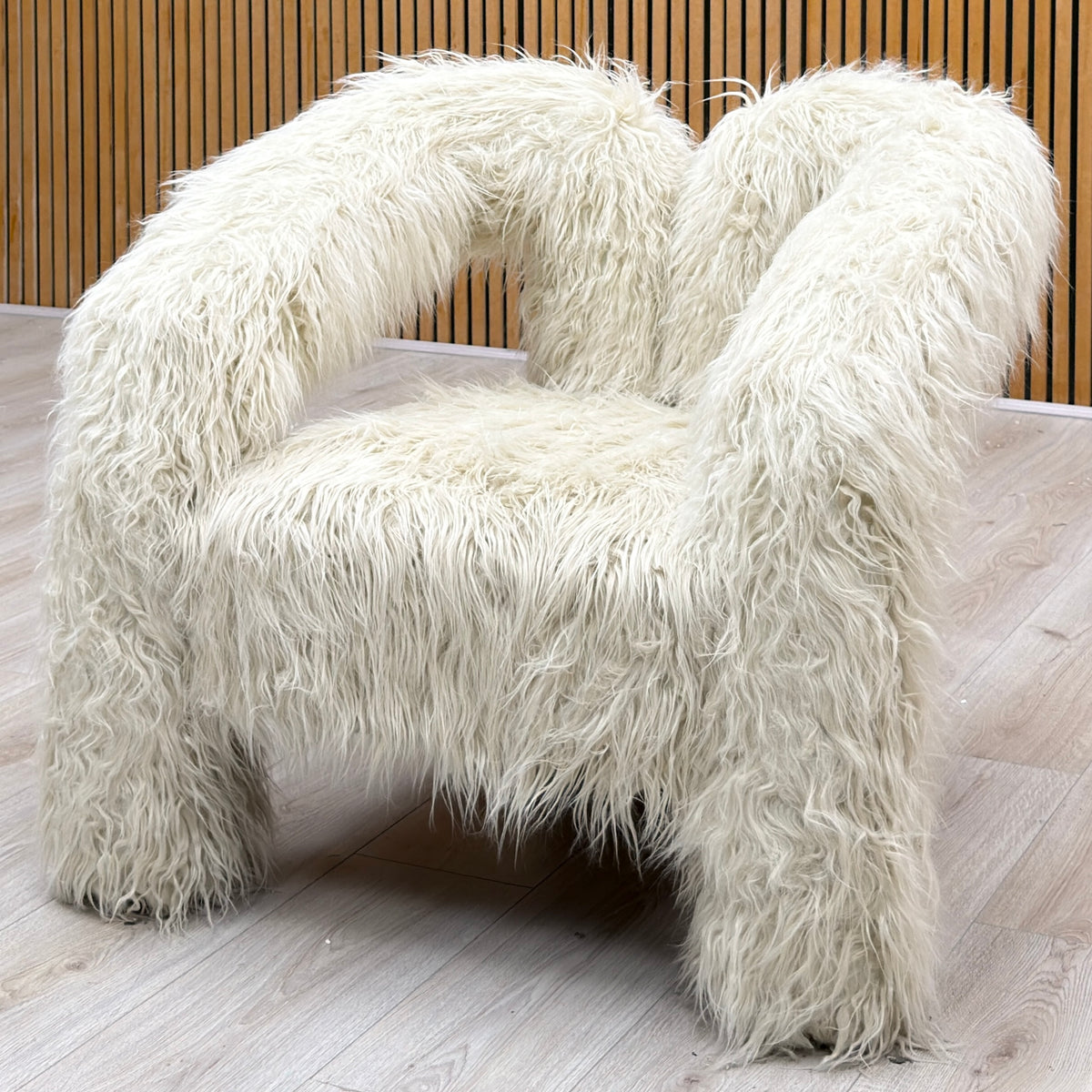 'Freyja’ Ivory Faux Fur Accent Chair