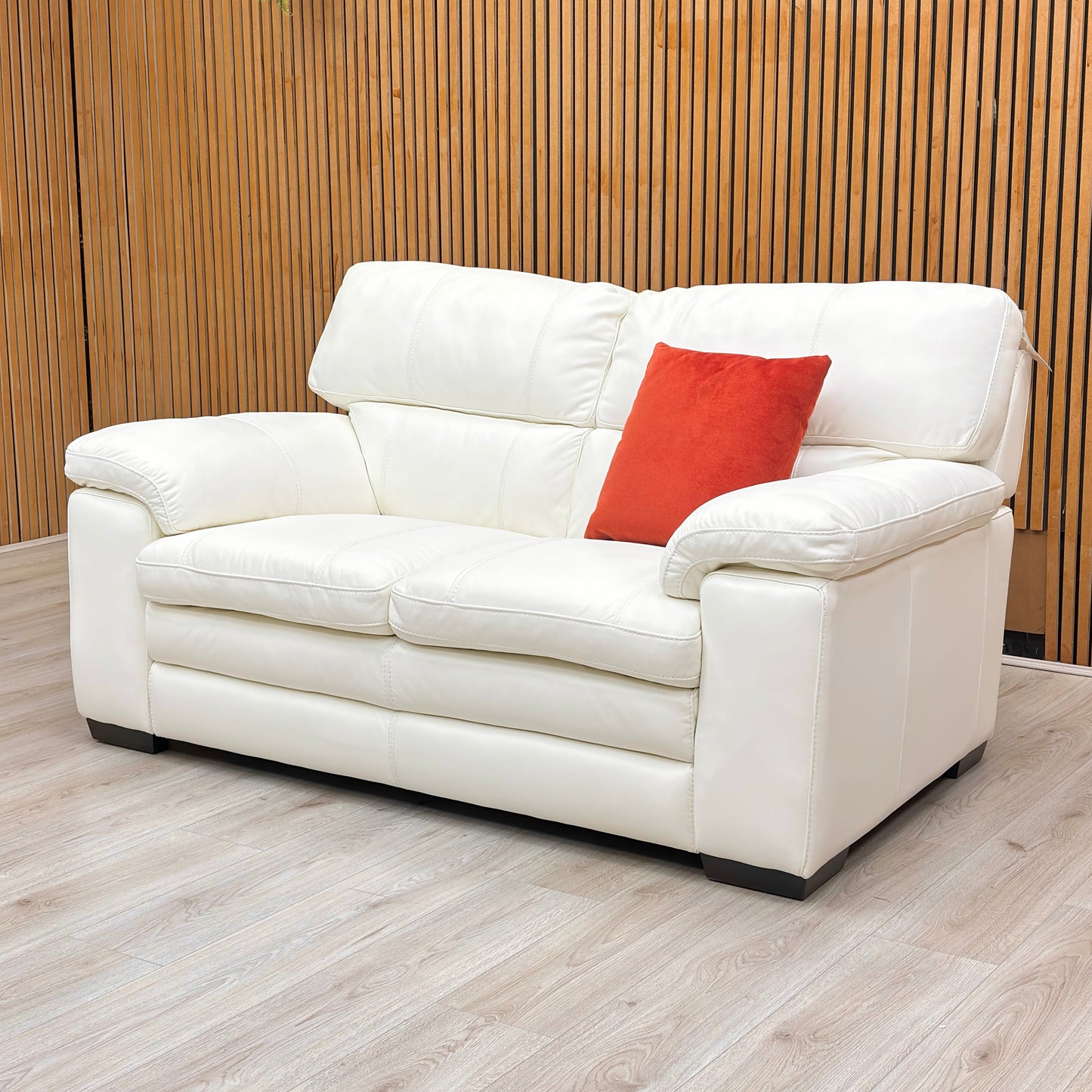 World of Leather ‘Cozee’ Bv-744d Star White Leather 2 Seater Sofa