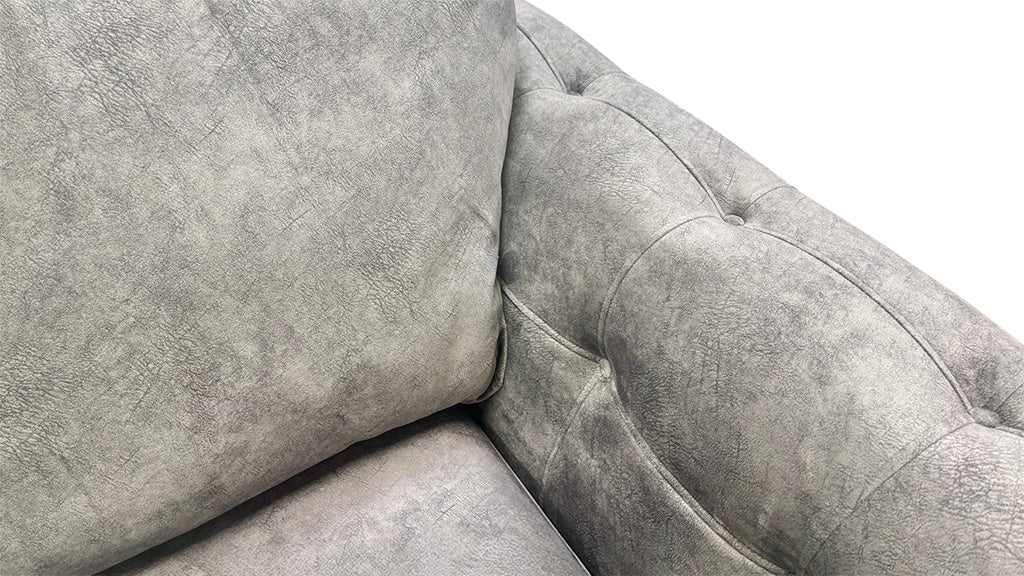 Boutique ‘Aura’ Kenzo Mink Dw Ft Love Chair
