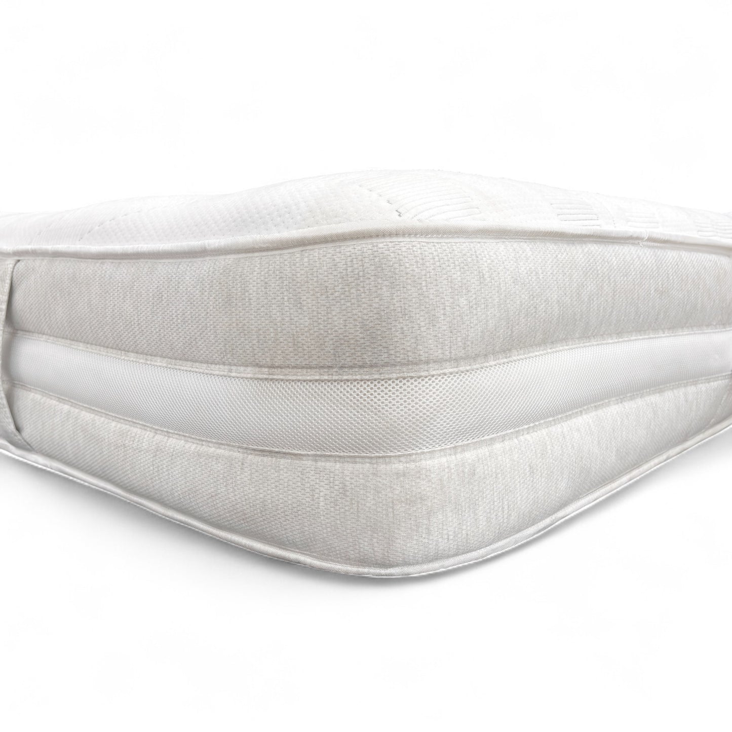 ‘Silentnight’ Lift Breathe 1600 Miracpocket Spring Mattress - Double