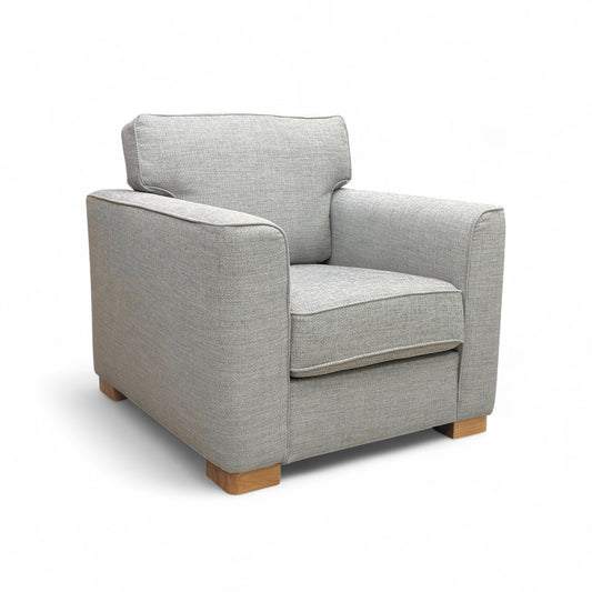 ‘Elora’ Kento 301 Warm Grey Dbf Woven Fabric Standard Armchair