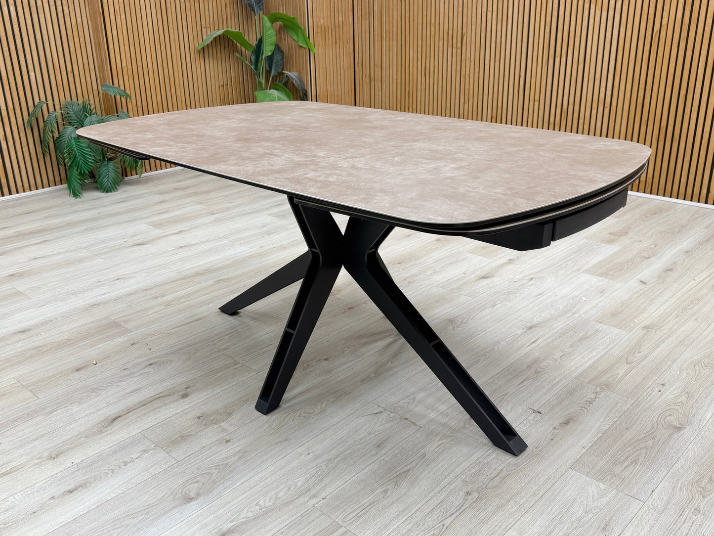 'Jose' Argile Ceramic Top Swivel Extending Dining Table