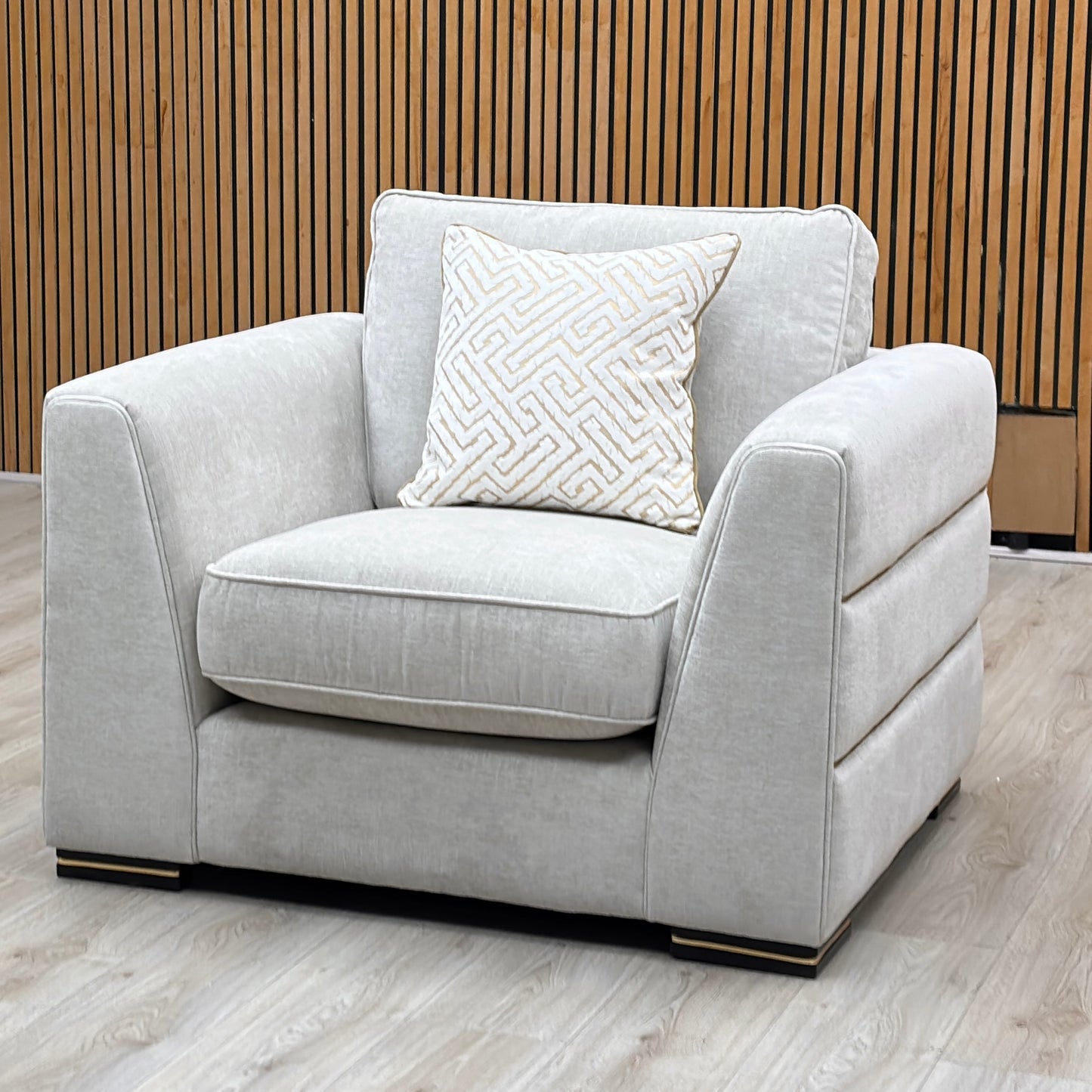 ‘Bellissimo’ Light Grey Fabric Chair