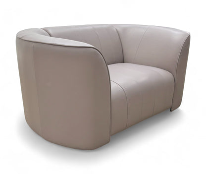 ‘The Fitzrovia' Latte Leather Chair
