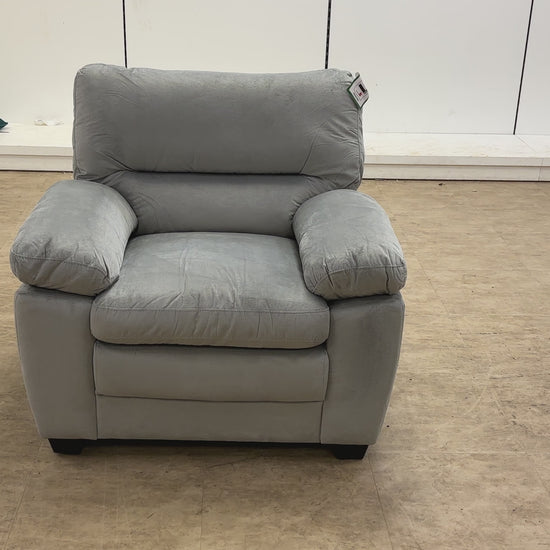Product showcase video of the Jordan light grey velvet armchair.