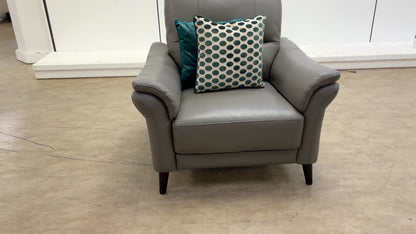 ‘Winner’ Elephant Grey Oslo Cat-40/15 Leather Armchair