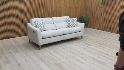 Video showcasing the Power Recliner function and Power Telescopic Headrests of the Moderna sofa.