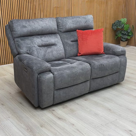 Video demonstrating the smooth operation of the power recline and adjustable power headrests.