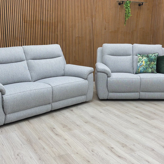 Video preview The 3 + 2 'Bobby' Sofa with the left and right end seats fully reclined, showing the footrests extended.