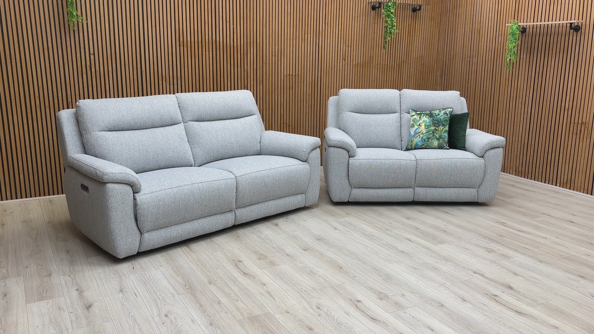 Video preview The 3 + 2 'Bobby' Sofa with the left and right end seats fully reclined, showing the footrests extended.