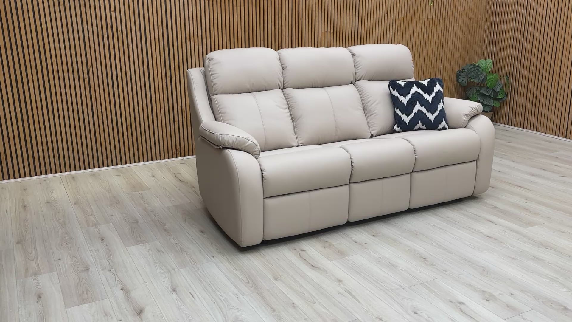 Video tour of the G Plan Kingsbury 3 Seater Sofa, illustrating the comfort levels, leather quality, and sturdy British craftsmanship.