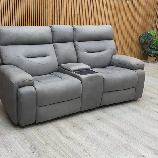 Video preview demonstrating the smooth operation of the power recline and adjustable power headrests.