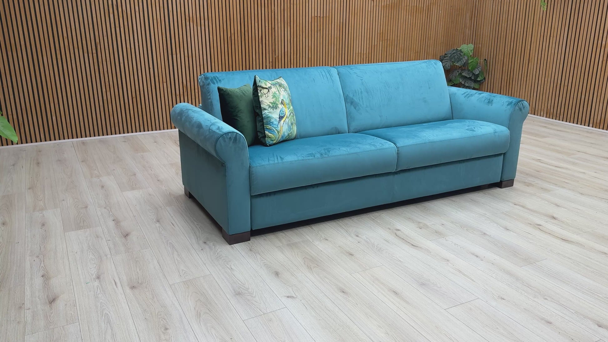 Product video tour of the Nicoletti ‘Alcova’ Teal Velvet 3-Seater Sofa, demonstrating the fabric’s premium texture, the supportive seat depth, and the exceptional Italian craftsmanship.