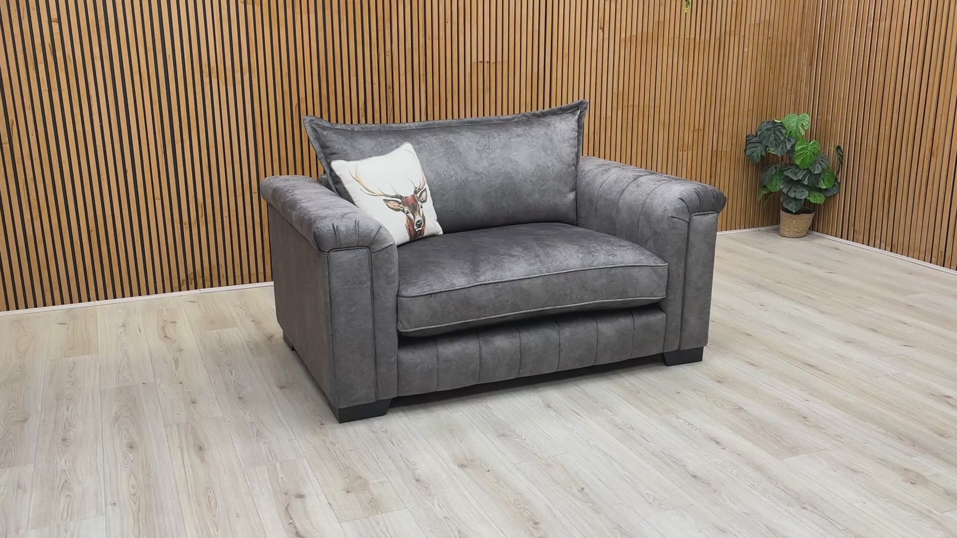 Video Preview for the DFS 'Dolcie' Mink Combination Velvet Formal Back Cuddler.