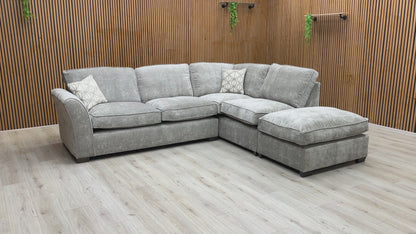 Video of size, fabric, and overall features of the ‘Rosie’ Right Hand Chaise Corner Sofa.