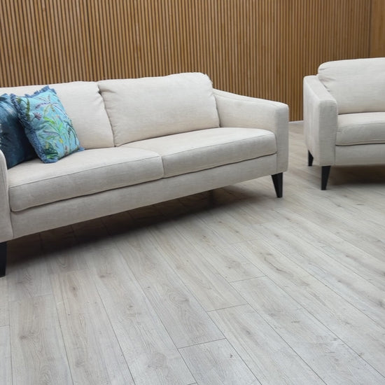 Product tour of the Oslo Vogue sofa set, highlighting the comfort, build quality, and texture of the velvet upholstery.