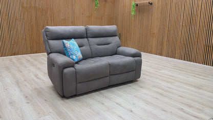 Video demonstrating the use of the power reclining, power headrest, and media features like Bluetooth and wireless charging.