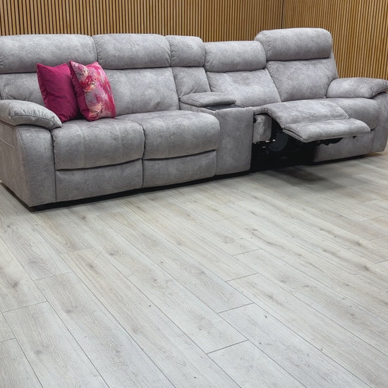 Video demonstration of the World of Leather ‘Komodo’ power recliners and power headrest functionality.