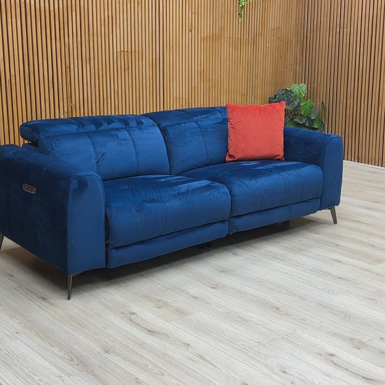 Video demonstrating the independent power reclining and power headrest functionality of the Ezra sofa.