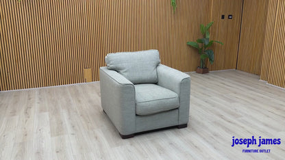 ‘Elora’ Light Grey Fabric Chair
