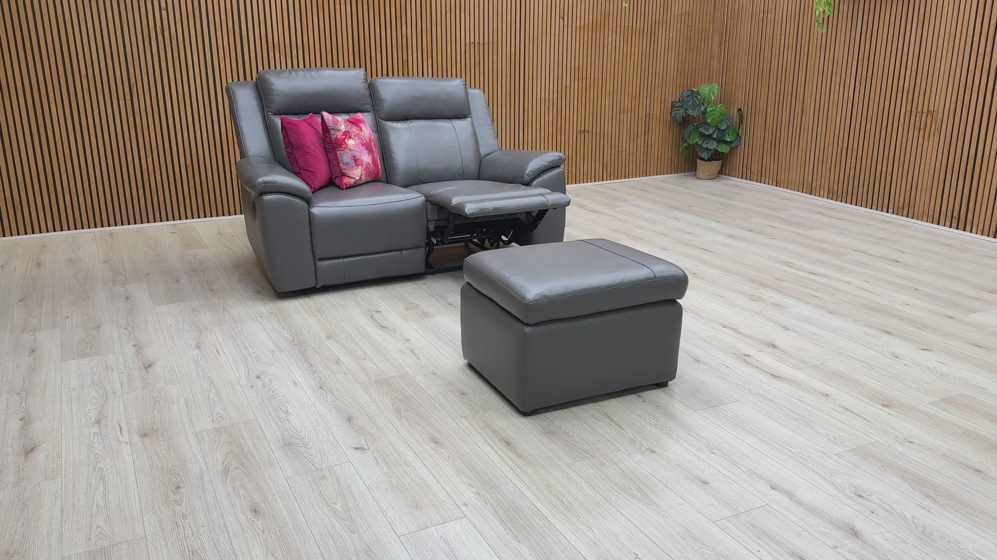 Video preview image for the product, demonstrating the manual reclining function and the storage footstool.
