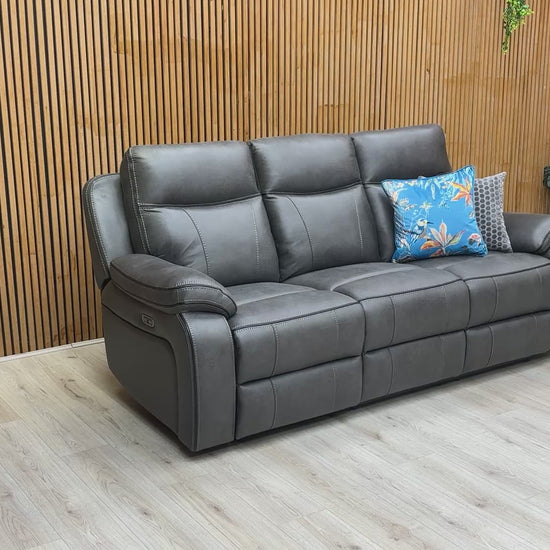 Video presentation demonstrating the Electric Power Recliner function and comfort features of the 'Vinson' sofa.