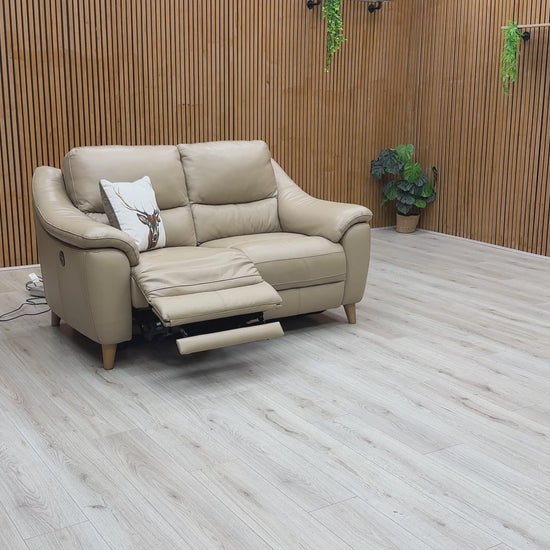Video demonstrating the electric power reclining function and movement of the footrests on the 'Francis' 2 Seater sofa.