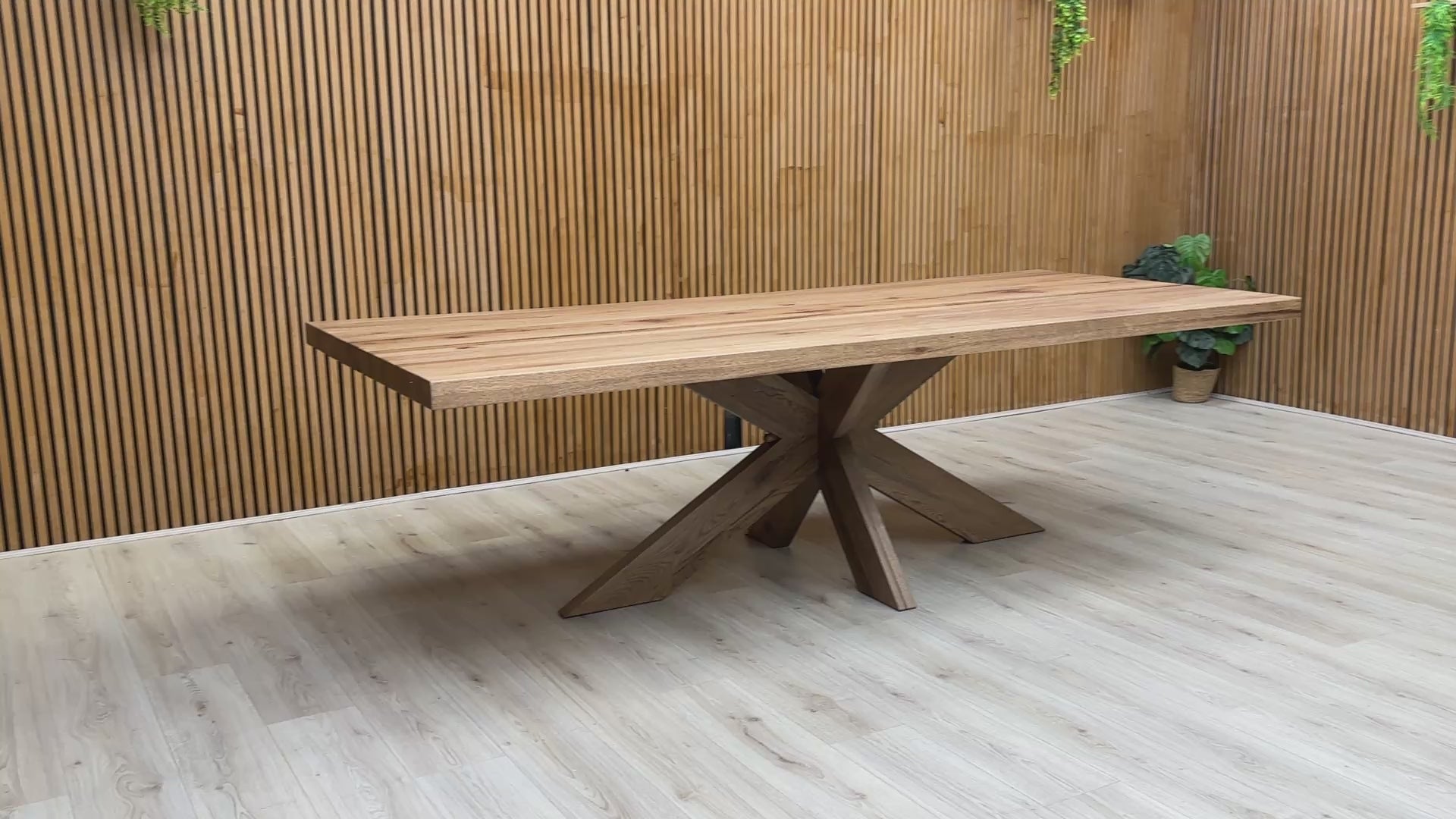 Video of the table or a closer look at the finish.