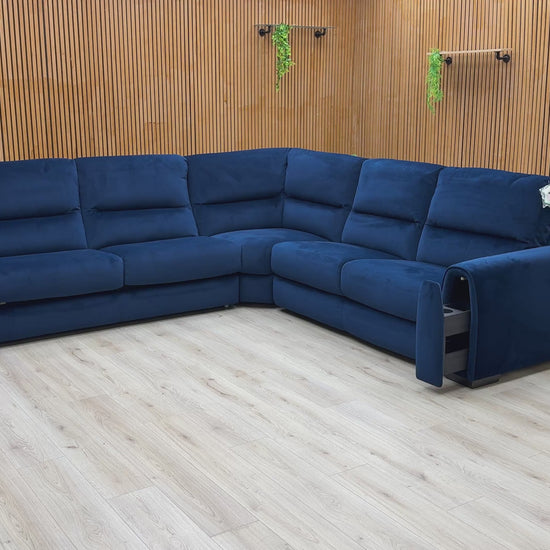 Video lifestyle view, possibly showing the recliner in action.