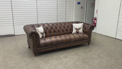 At The Helm ‘Walter’ Saddle X3y1-1981ls Leather 4 Seater Chesterfield Sofa